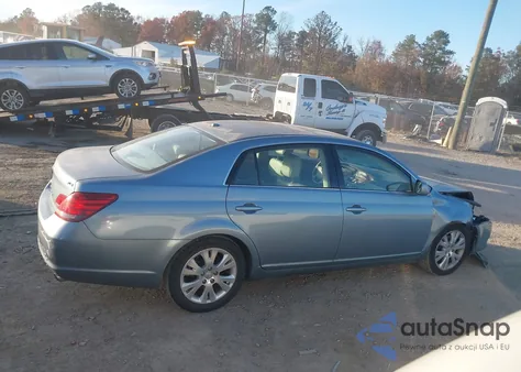 2010 Toyota Avalon Xls z USA, uszkodzony, nr VIN 4T1BK3DB5AU355140